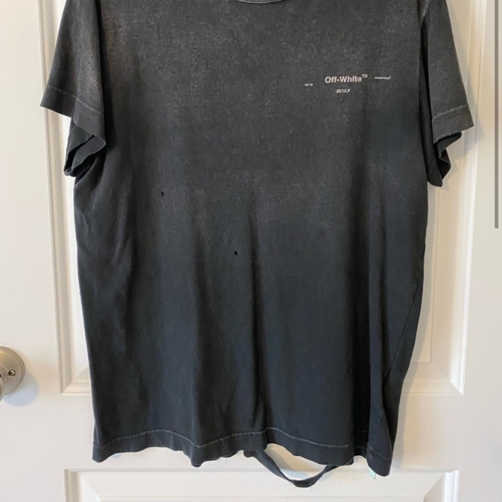 Authentic off white t-shirt